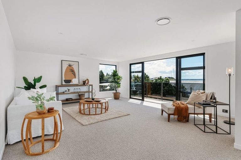 Photo of property in 8a Freyberg Street, Otumoetai, Tauranga, 3110