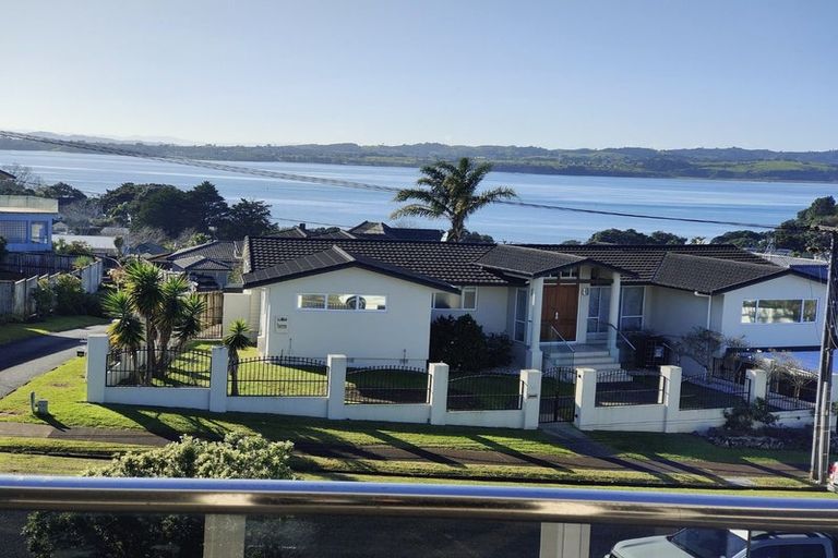 Photo of property in 37 Churchill Road, Cockle Bay, Auckland, 2014
