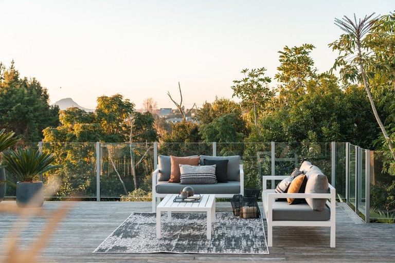 Photo of property in 38 Holcombrooke Lane, Welcome Bay, Tauranga, 3175