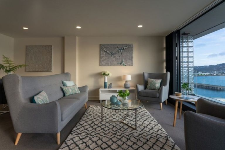 Photo of property in Shelley Bay Terraces, 5/61 Maupuia Road, Maupuia, Wellington, 6022