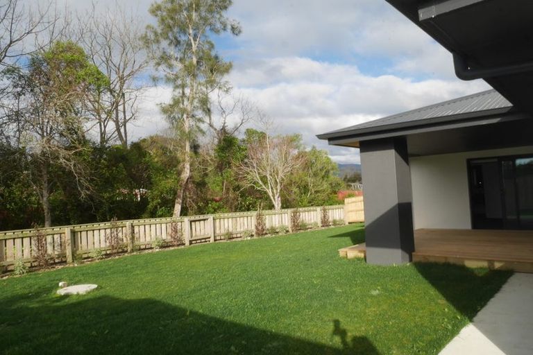 Photo of property in 11 Kingi Te Ahoaho Place, Otaki, 5512