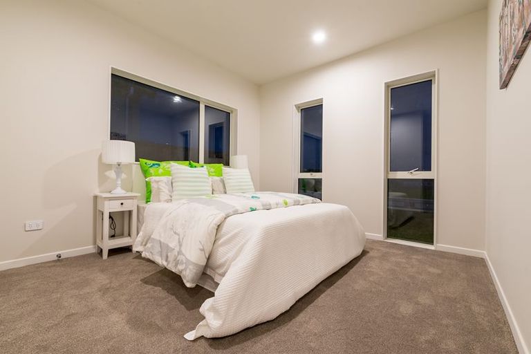 Photo of property in 5 Gemscott Crescent, Huapai, Kumeu, 0810
