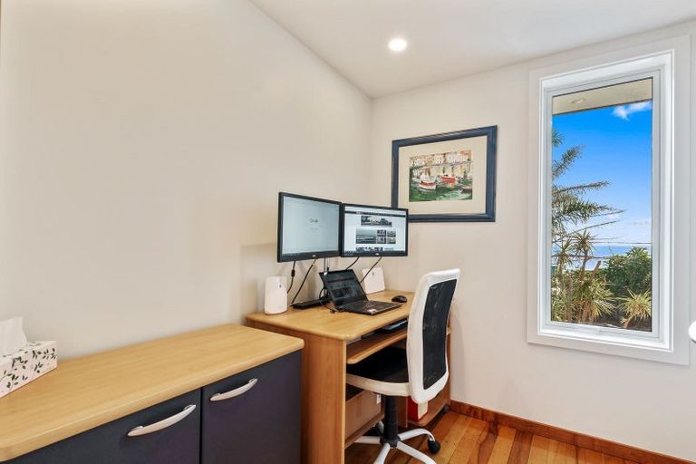 Photo of property in 13 Karekare Road, Raumati South, Paraparaumu, 5032