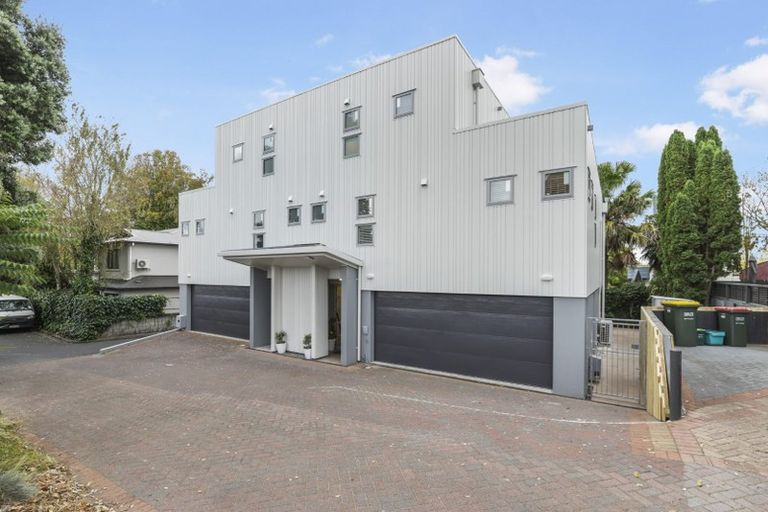 Photo of property in 19b Rostrevor Street, Hamilton Central, Hamilton, 3204