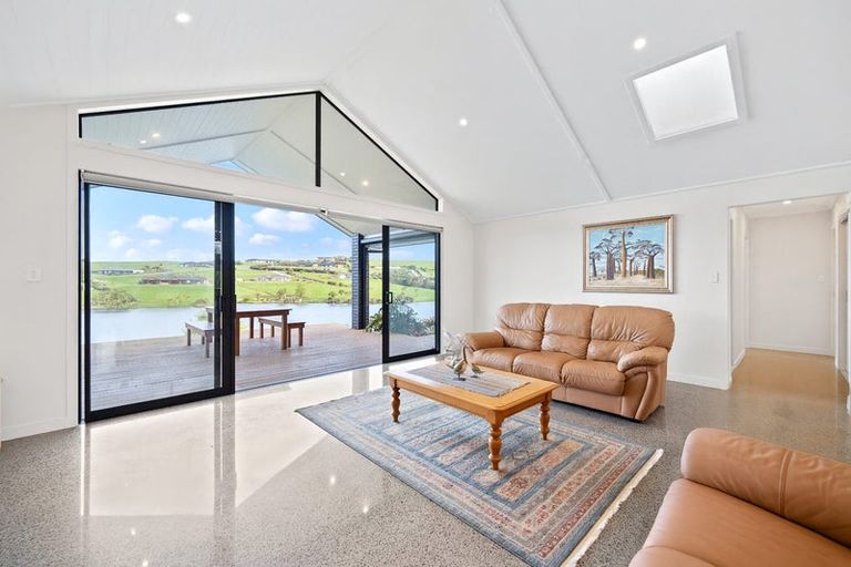 Photo of property in 29 Daniel Parade, Mangawhai, 0975