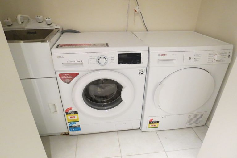 Photo of property in 1/36 Opito Way, East Tamaki, Auckland, 2013