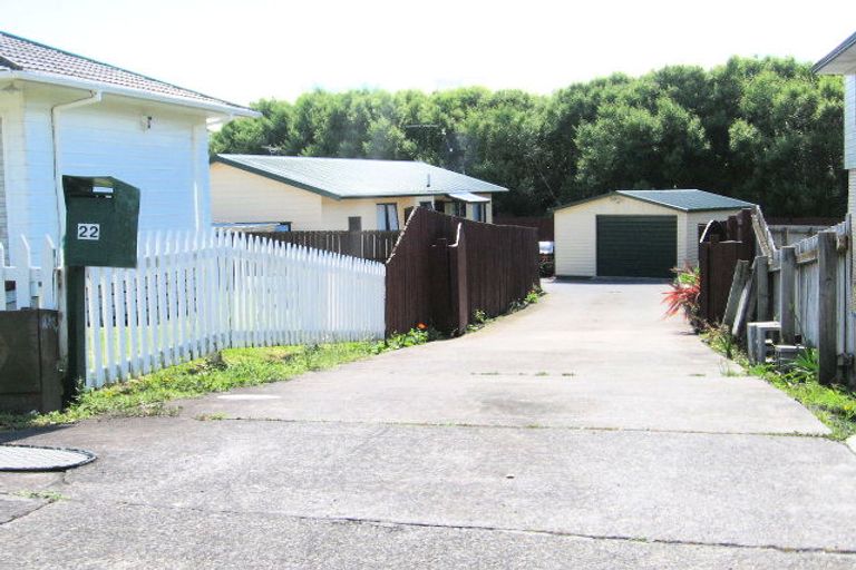 Photo of property in 22 Lendenfeld Drive, Papatoetoe, Auckland, 2025