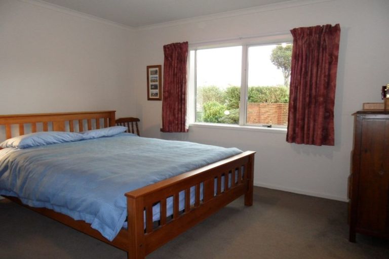 Photo of property in 124 Ferry Road, Edendale, 9825