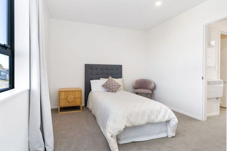 Photo of property in 17a Malaga Crescent, Harewood, Christchurch, 8051