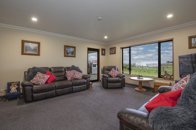 Photo of property in 325 Swamp Road, Dillons Point, Blenheim, 7273