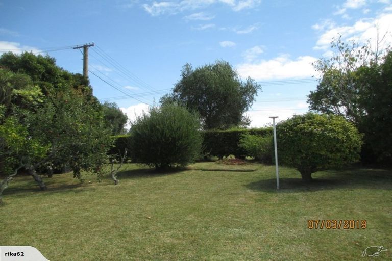 Photo of property in 71a Litten Road, Cockle Bay, Auckland, 2014