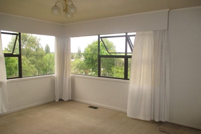 Photo of property in 26 Sutton Crescent, Hillcrest, Hamilton, 3216