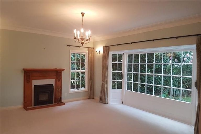 Photo of property in 242 Redoubt Road, Totara Park, Auckland, 2019