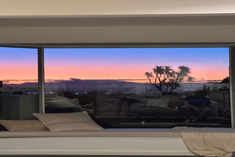 Photo of property in 93 Panorama Road, Clifton, Christchurch, 8081