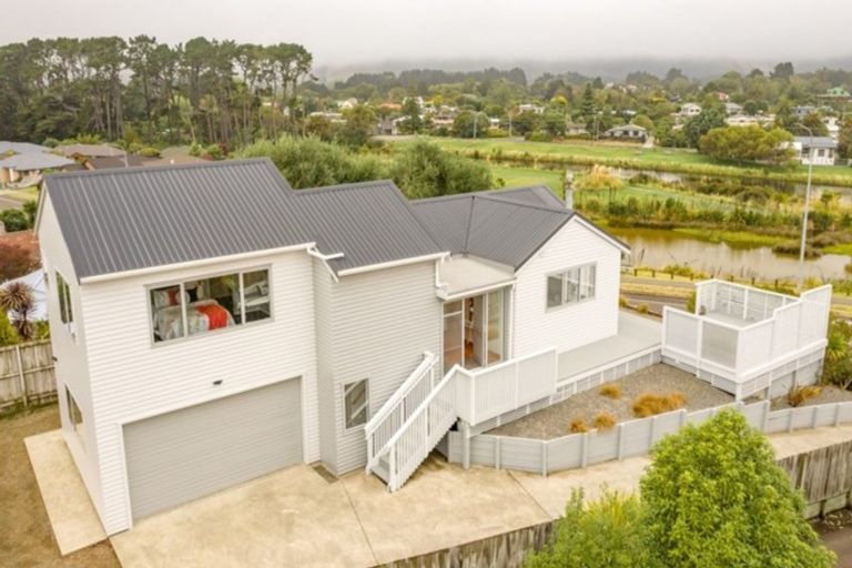 Photo of property in 143 Weggery Drive, Waikanae Beach, Waikanae, 5036