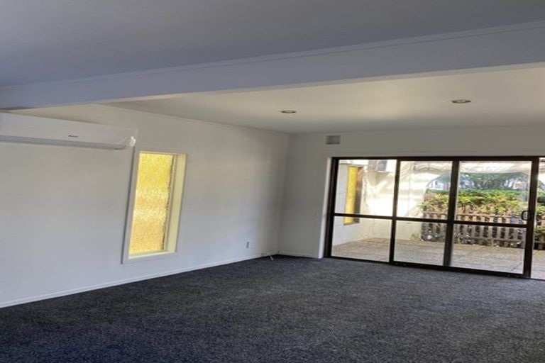 Photo of property in 17 Cosgrave Road, Papakura, 2110