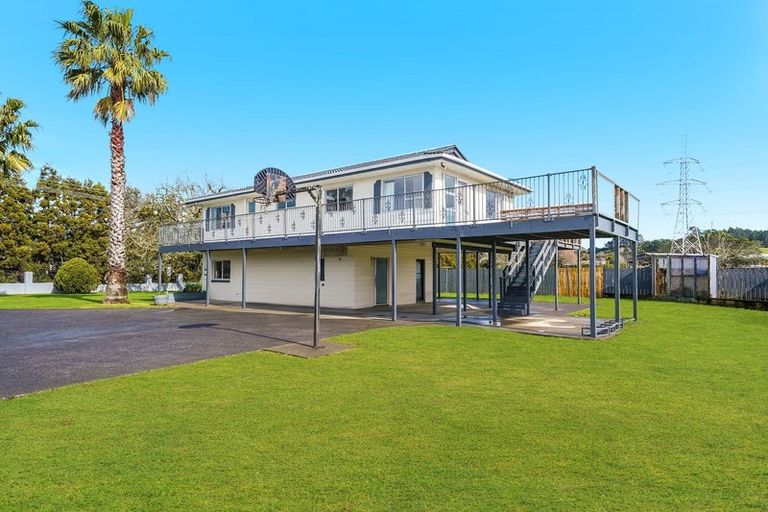 Photo of property in 6 Deacon Road, Riverhead, Kumeu, 0892