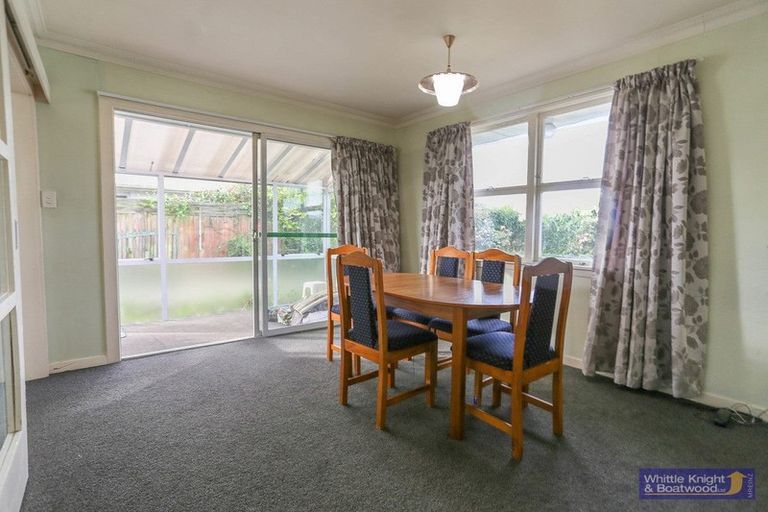 Photo of property in 6 Rosedale Place, Avonhead, Christchurch, 8042