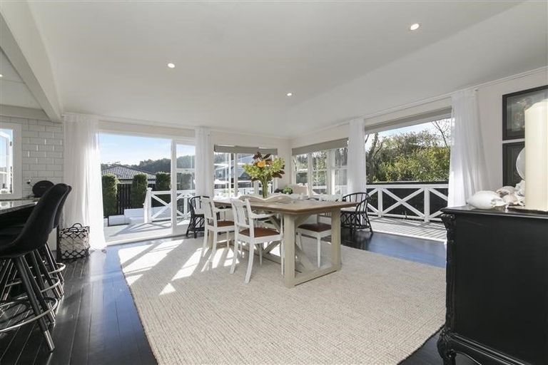 Photo of property in 2 Alice Street, Riverhead, 0820