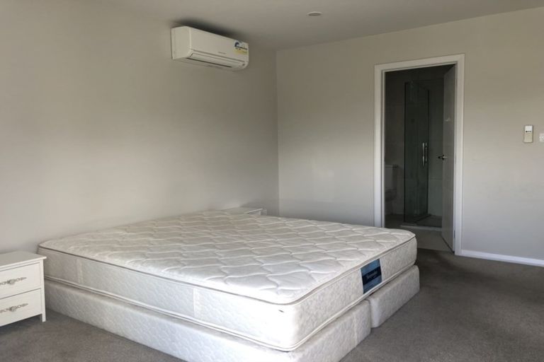 Photo of property in 3 Golden Morning Drive, Albany Heights, Auckland, 0632