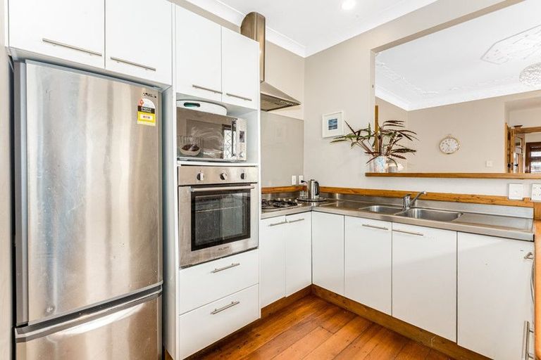 Photo of property in 10 Chelsea Street, Miramar, Wellington, 6022