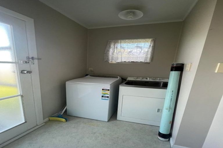 Photo of property in 2/56 Lynden Avenue, Hillcrest, Auckland, 0627