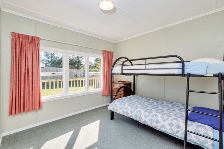 Photo of property in 23 James Mcleod Road, Shelly Beach, Helensville, 0874