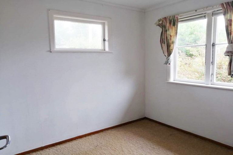 Photo of property in 20 Kelkirk Street, Kelston, Auckland, 0602