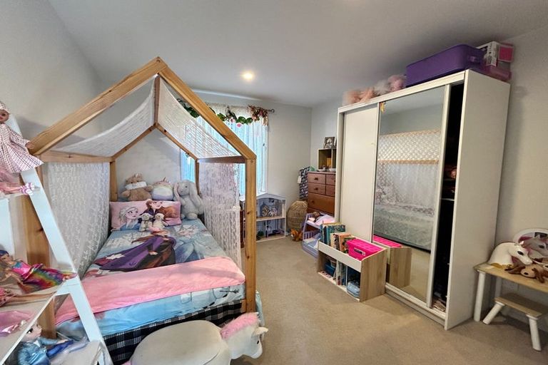 Photo of property in 73 Jack Hanley Drive, Jacks Point, Queenstown, 9371