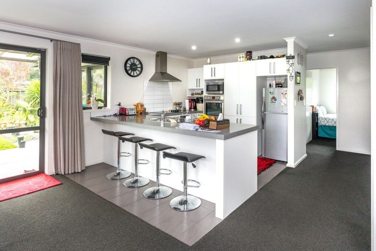 Photo of property in 9 Merrimana Drive, Thames, 3500