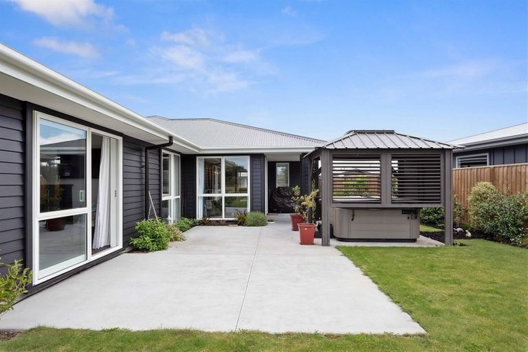 Photo of property in 106 Sutherland Drive, Kaiapoi, 7630