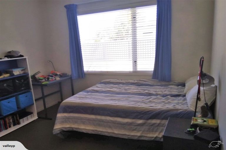 Photo of property in 19 Karoola Place, Havelock North, 4130