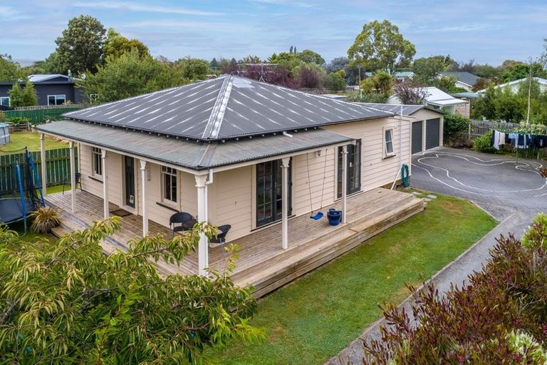 Photo of property in 12 Malcolm Street, Martinborough, 5711