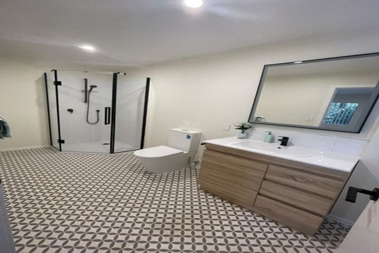 Photo of property in 42 Collie Street, Hillpark, Auckland, 2102