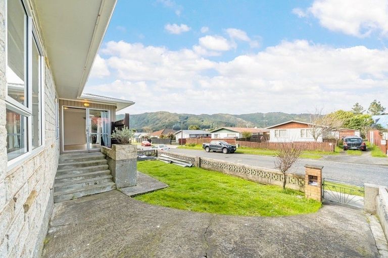 Photo of property in 38 Enfield Street, Wainuiomata, Lower Hutt, 5014