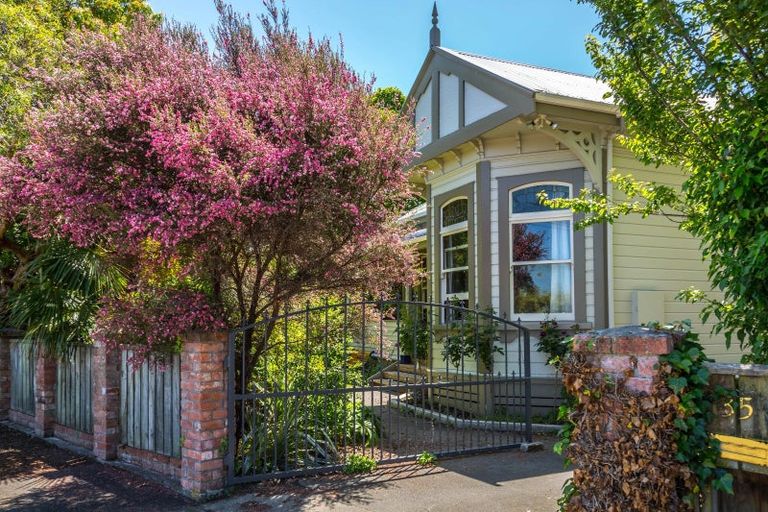 Photo of property in 35 Roberts Road, Lansdowne, Masterton, 5810