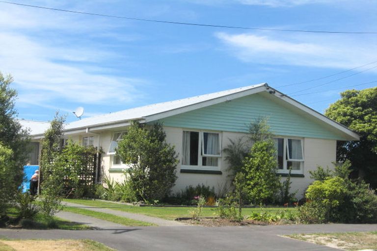 Photo of property in 16 Carlsen Street, Burwood, Christchurch, 8083
