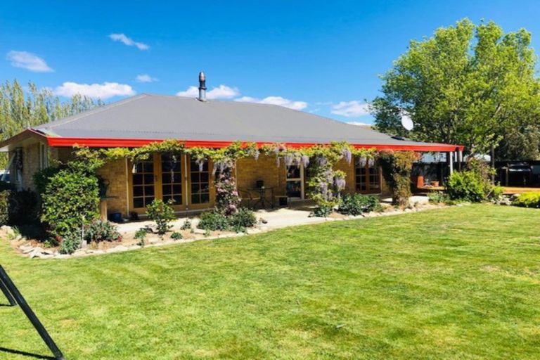 Photo of property in 5629 Kurow Duntroon Road, Kurow, 9498