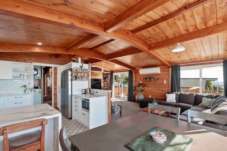 Photo of property in 25 Russell Crescent, Western Heights, Rotorua, 3015