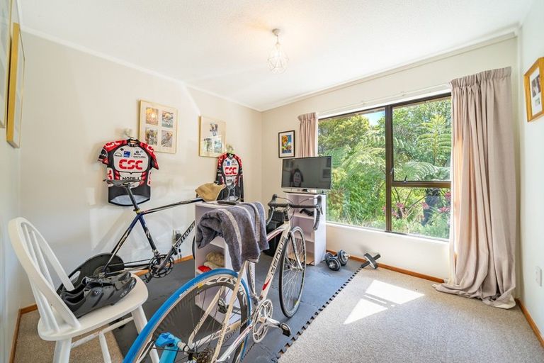 Photo of property in 213a Whites Line East, Waiwhetu, Lower Hutt, 5010