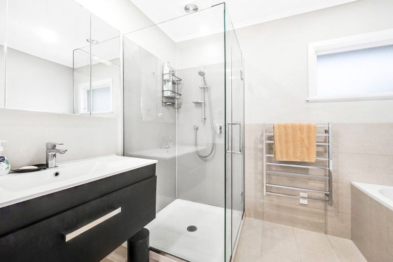 Photo of property in 25 Gills Road, Bucklands Beach, Auckland, 2014