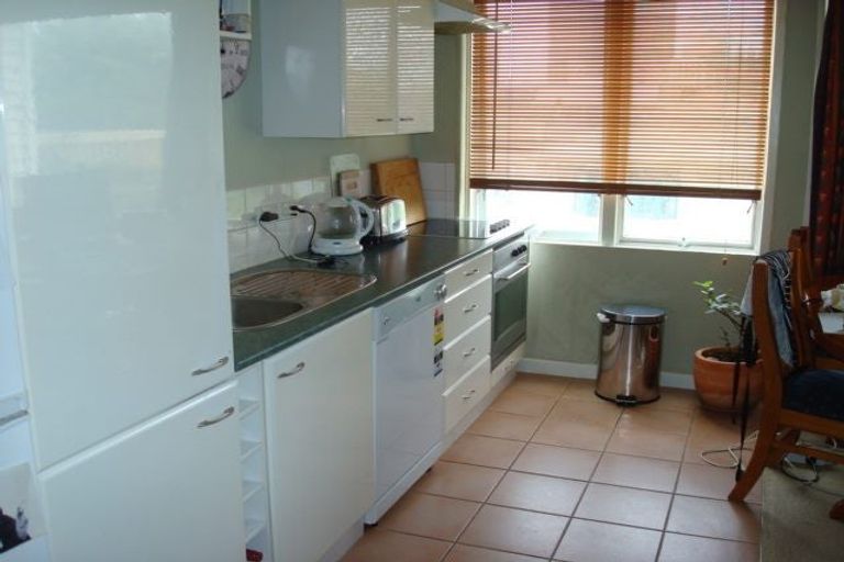 Photo of property in 31/125 Grant Road, Thorndon, Wellington, 6011