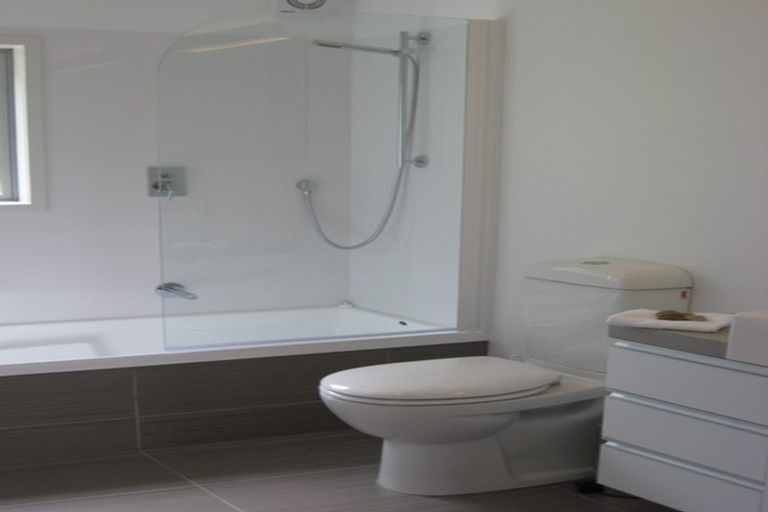 Photo of property in 67 Saddleback Grove, Karori, Wellington, 6012