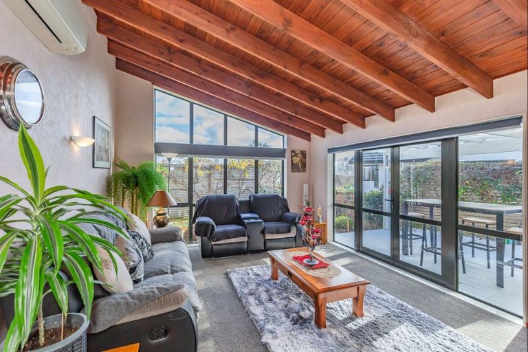 Photo of property in 11 Claremont Rise, Levin, 5510