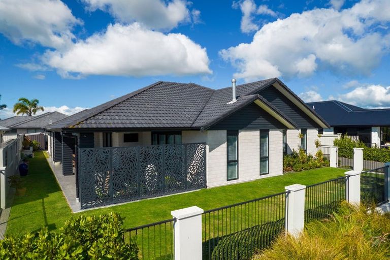 Photo of property in 99 Palm Springs Boulevard, Papamoa Beach, Papamoa, 3118