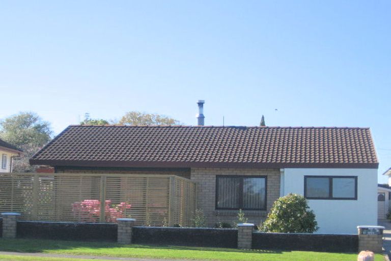 Photo of property in 1228 Cameron Road, Gate Pa, Tauranga, 3112