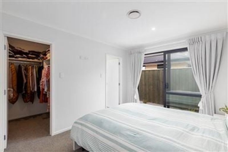 Photo of property in 16 Northmoor Boulevard, Rolleston, 7615