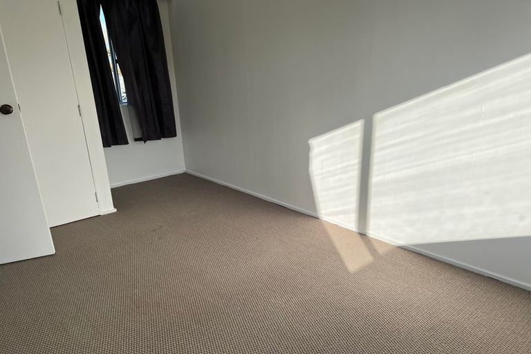 Photo of property in 8d Wainui Road, Waiwhetu, Lower Hutt, 5010