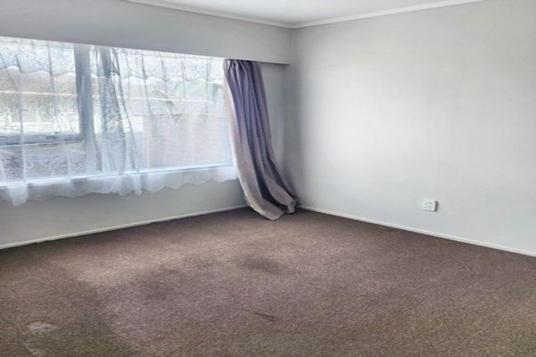 Photo of property in 1/15 Sharland Avenue, Manurewa, Auckland, 2102
