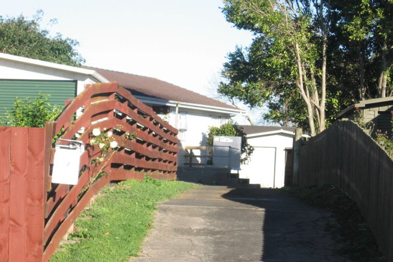 Photo of property in 37 Addington Avenue, Manurewa, Auckland, 2102